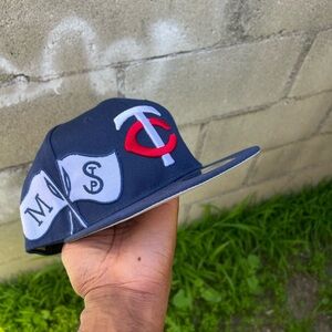 MINNESOTA TWINS SNAPBACK HAT